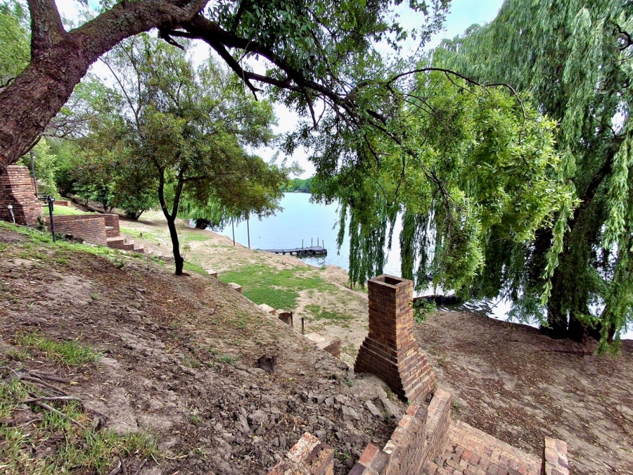 5 Bedroom Property for Sale in River Lodge Estate Free State